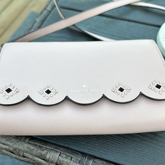 Kate Spade cross body bag - Picture 11 of 12